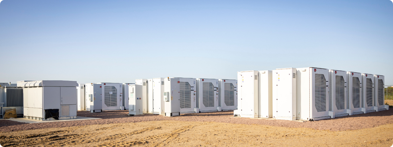 Batteriespeicher auf Sanboden