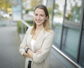 Porträt von Katrin Schürheck